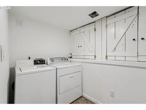 7930 N Emerald Avenue Portland OR 97217