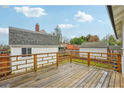 7930 N Emerald Avenue Portland OR 97217