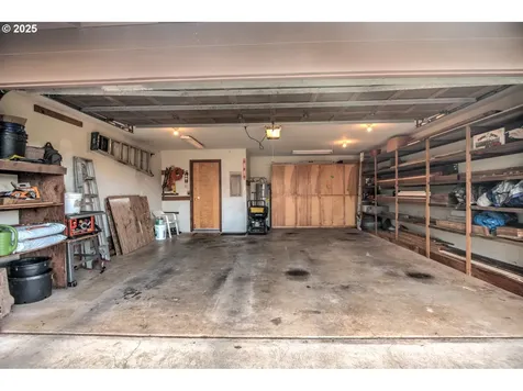 1620 26th Street Florence OR 97439