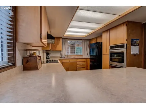 1620 26th Street Florence OR 97439