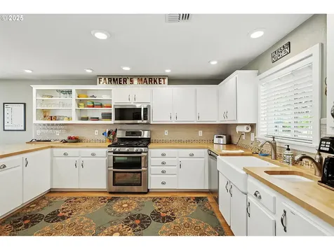 247 NE Washington Street White Salmon WA 98672