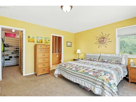 247 NE Washington Street White Salmon WA 98672
