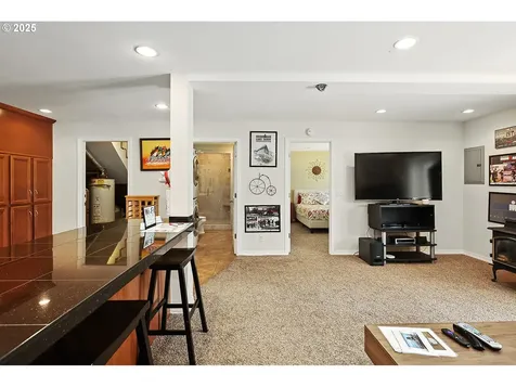 247 NE Washington Street White Salmon WA 98672