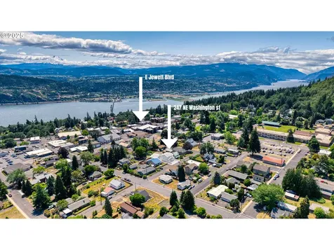 247 NE Washington Street White Salmon WA 98672