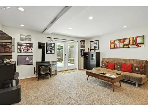 247 NE Washington Street White Salmon WA 98672