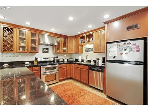 247 NE Washington Street White Salmon WA 98672