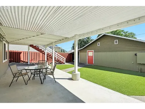 247 NE Washington Street White Salmon WA 98672