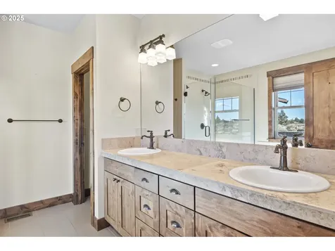 16660 SW Ranchview Court Powell Butte OR 97753