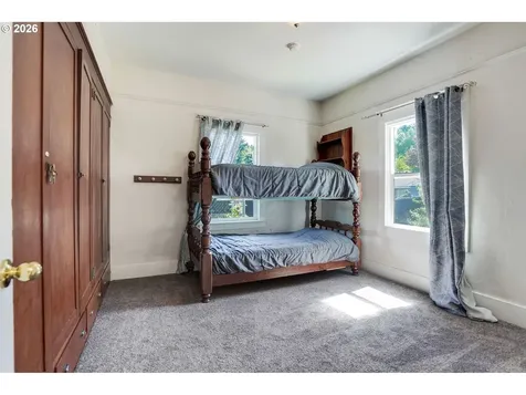 318 Koons Street Silverton OR 97381