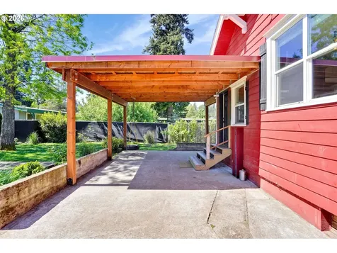 318 Koons Street Silverton OR 97381