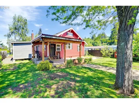 318 Koons Street Silverton OR 97381