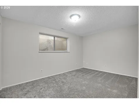 17788 Webster Road Gladstone OR 97027