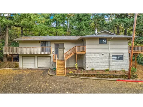 17788 Webster Road Gladstone OR 97027