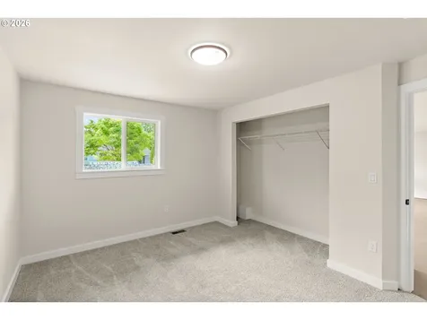853 Shangri La Avenue NE Salem OR 97303