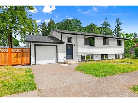 853 Shangri La Avenue NE Salem OR 97303