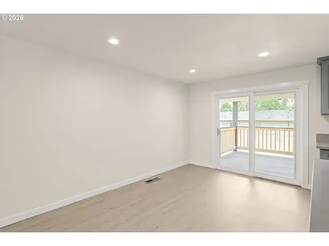 853 Shangri La Avenue NE Salem OR 97303