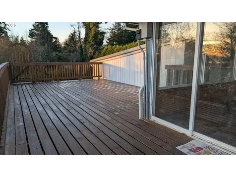 515 State Street North Bend OR 97459
