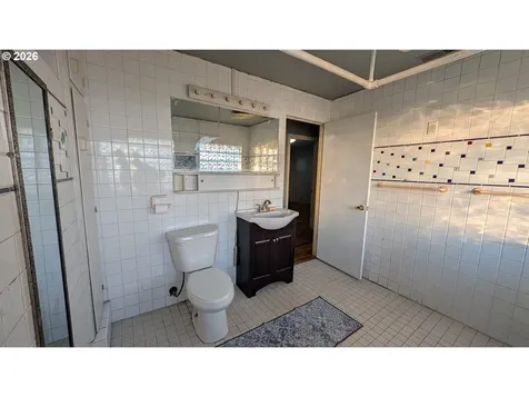 515 State Street North Bend OR 97459