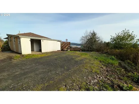 515 State Street North Bend OR 97459