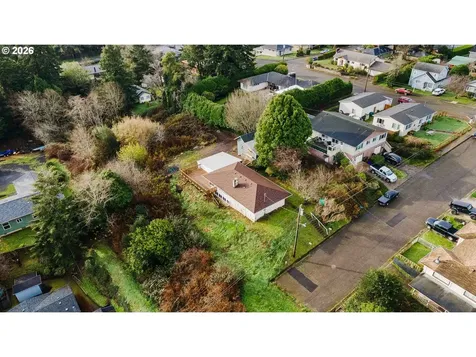 515 State Street North Bend OR 97459
