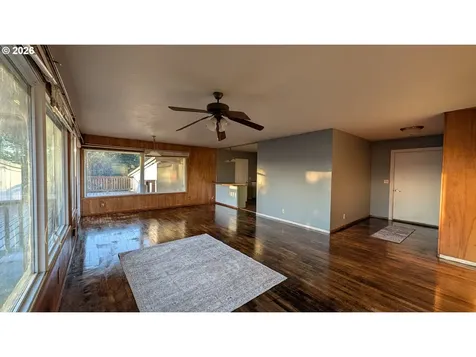 515 State Street North Bend OR 97459