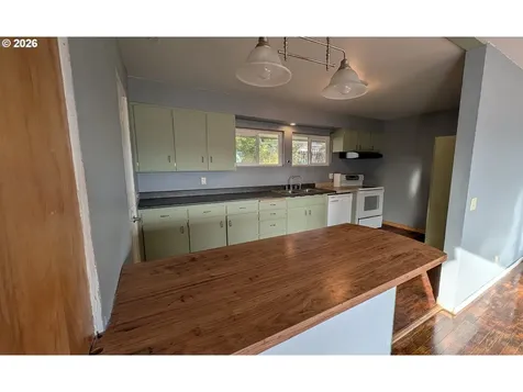 515 State Street North Bend OR 97459