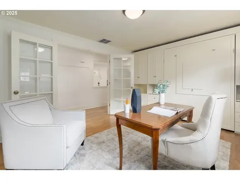 2055 Fairmount Boulevard Eugene OR 97403
