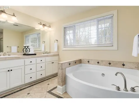 2055 Fairmount Boulevard Eugene OR 97403
