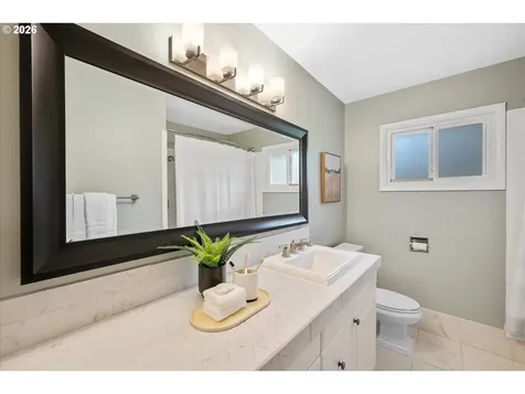 3910 Calaroga Circle West Linn OR 97068