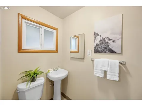 3910 Calaroga Circle West Linn OR 97068