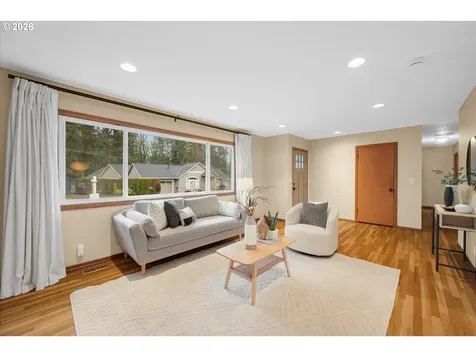 3910 Calaroga Circle West Linn OR 97068