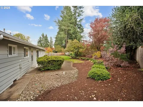 3910 Calaroga Circle West Linn OR 97068