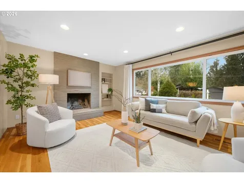3910 Calaroga Circle West Linn OR 97068