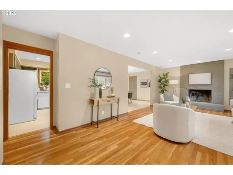 3910 Calaroga Circle West Linn OR 97068