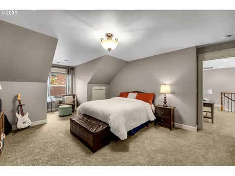60 Trenton Lane Kelso WA 98626