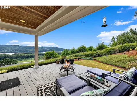 60 Trenton Lane Kelso WA 98626