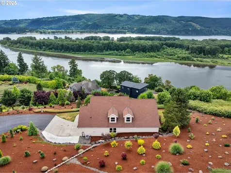 60 Trenton Lane Kelso WA 98626