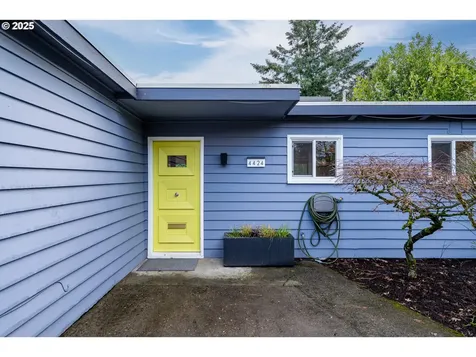 4424 SE Knapp Street Portland OR 97206