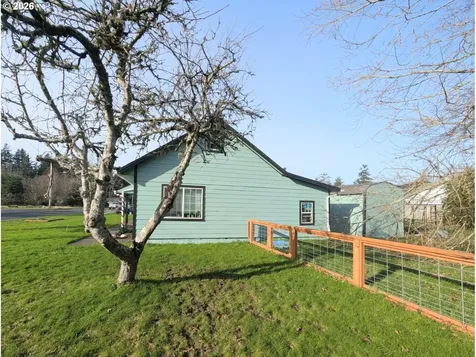 221 231 SW 2nd Street Warrenton OR 97146