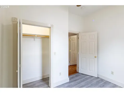215 W 9th Street The Dalles OR 97058