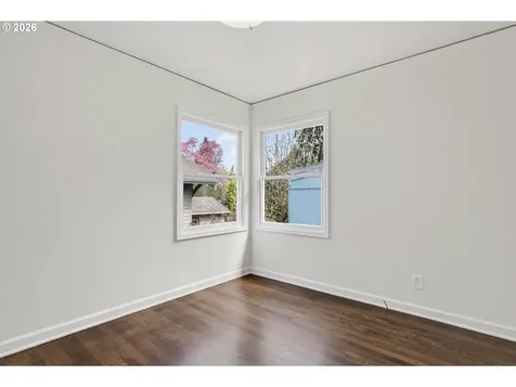 5824 NE 26th Avenue Portland OR 97211