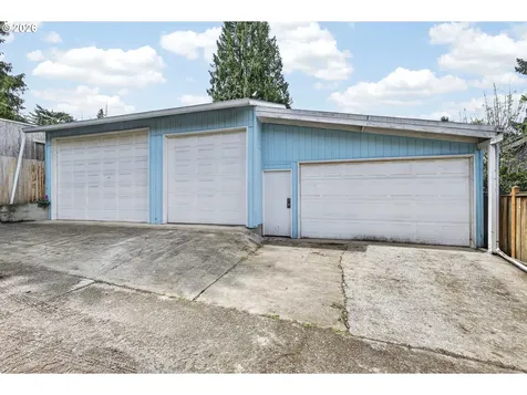 5824 NE 26th Avenue Portland OR 97211