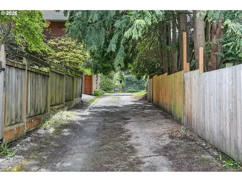 5824 NE 26th Avenue Portland OR 97211
