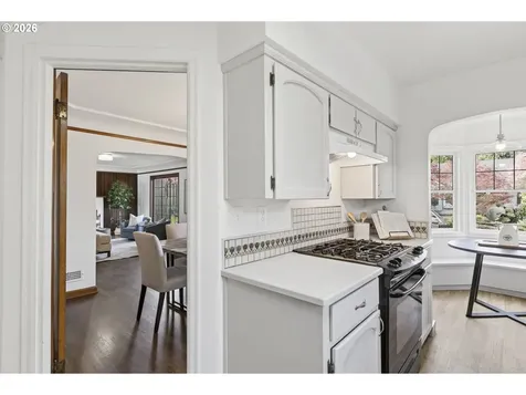 5824 NE 26th Avenue Portland OR 97211