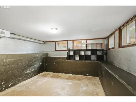 319 W 13th Street The Dalles OR 97058