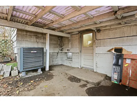 319 W 13th Street The Dalles OR 97058