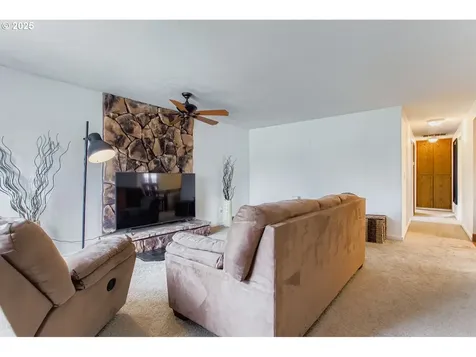 42276 NW Woodman Avenue Banks OR 97106