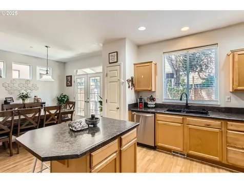 285 N 7th Avenue Cornelius OR 97113