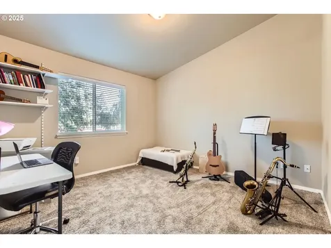 285 N 7th Avenue Cornelius OR 97113