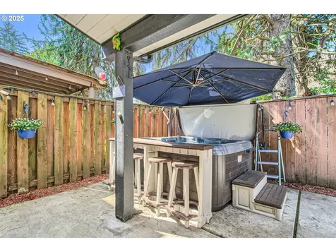285 N 7th Avenue Cornelius OR 97113